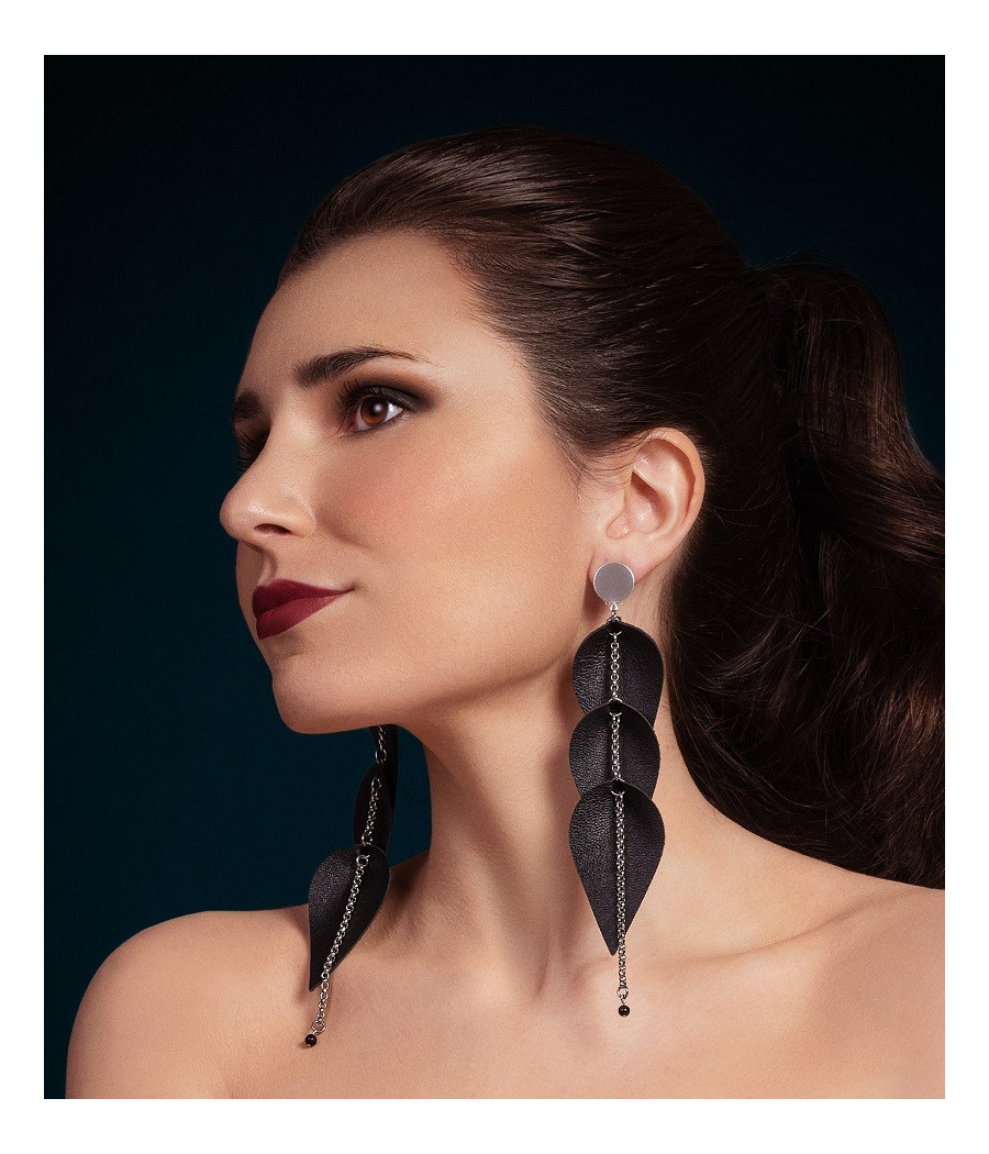 BLACK ANGEL (PENDIENTES)