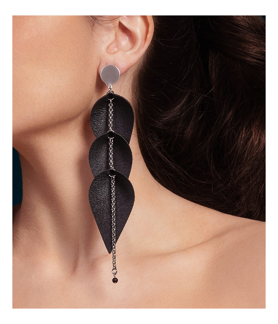 BLACK ANGEL (PENDIENTES)