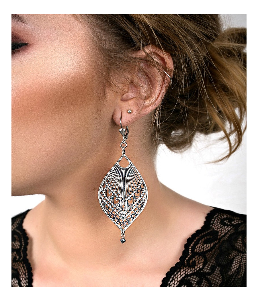 JAILA (EARRINGS)