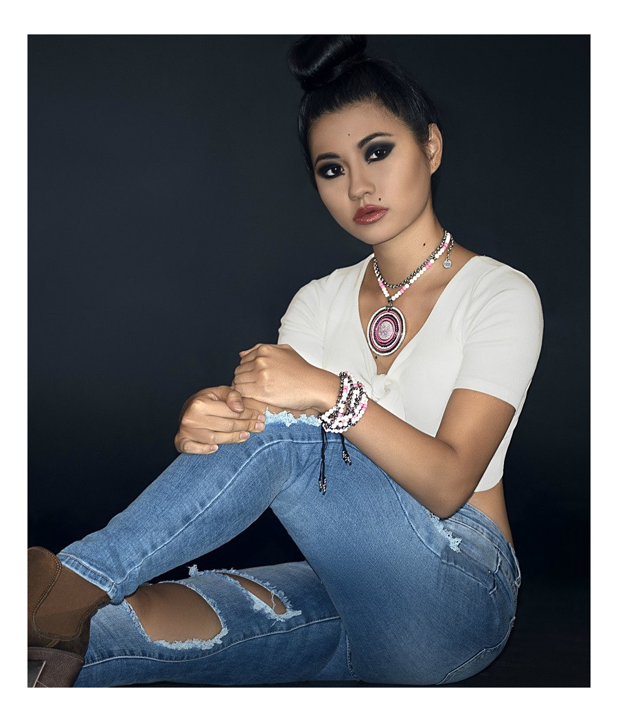 NADINE (GARGANTILLA)