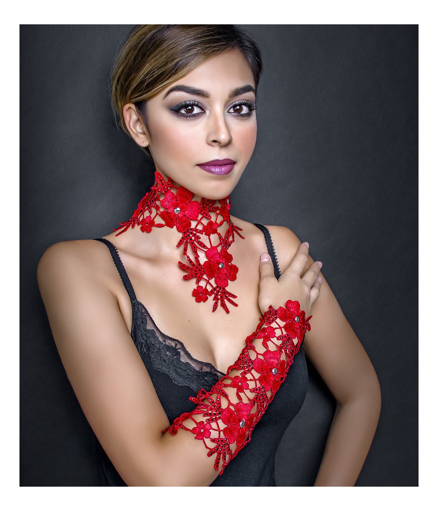 VENUS - RED (Choker)